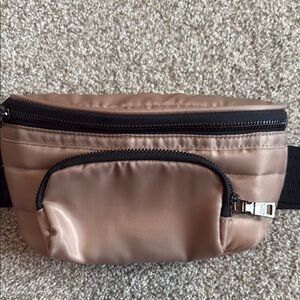 Think Royln Belt Bag
